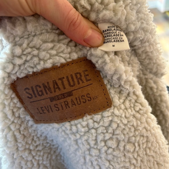 SOLD - Picture 4 of 5